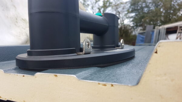 Grabo Pro Vacuum Lifter - In Action Roofing 1 Grabo Pro Vacuum Lifter - In Action Roofing 1