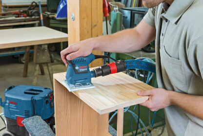Palm Orbital Sander - In Action 3