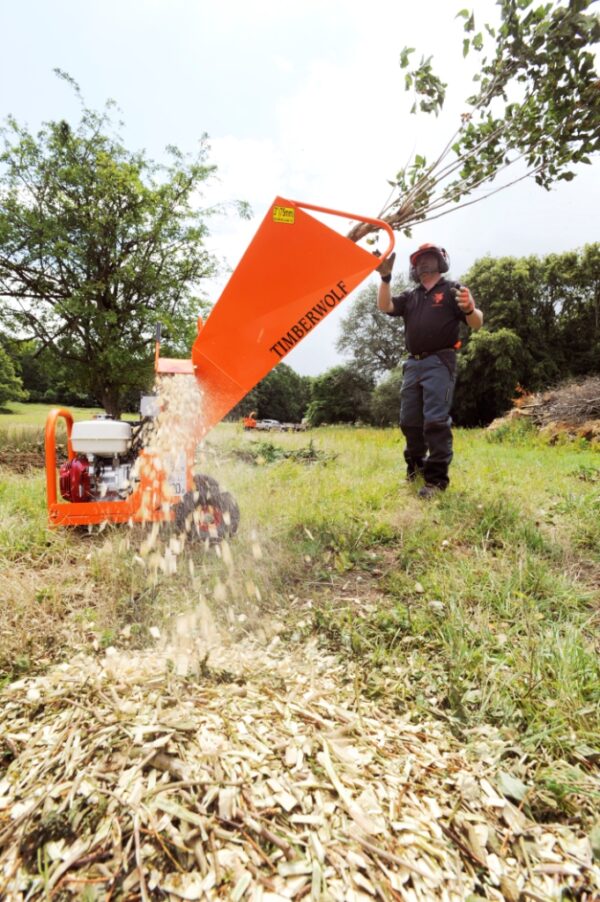 Petrol Chipper 75mm - In Action 4 Petrol Chipper 75mm - In Action 4