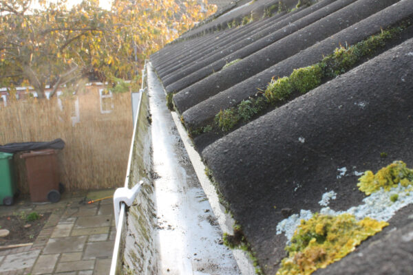 SkyVac Gutter Vacuum - In Action - After SkyVac Gutter Vacuum - In Action - After