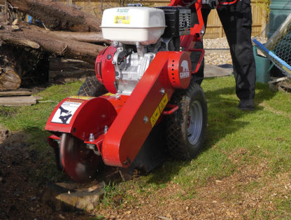 Stump Grinder - In Action 4