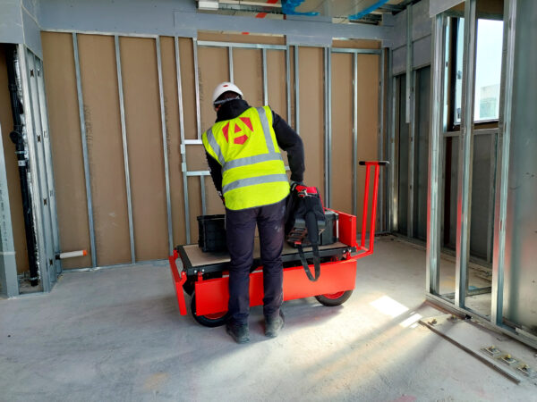 Turntable Trolley (SWL: 1000kg) - In Action 2 Turntable Trolley (SWL: 1000kg) - In Action 2